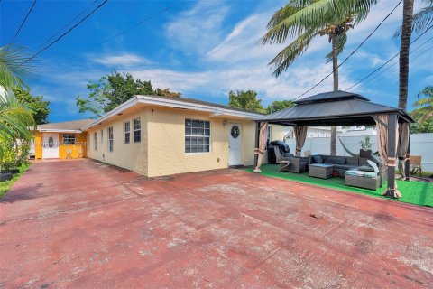 Immobilier commercial à vendre à Miami, Floride: 213.86 m2 № 1377634 - photo 14