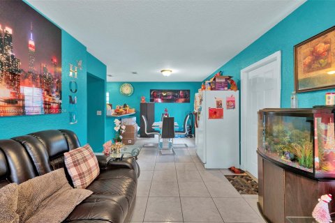 Immobilier commercial à vendre à Miami, Floride: 213.86 m2 № 1377634 - photo 10