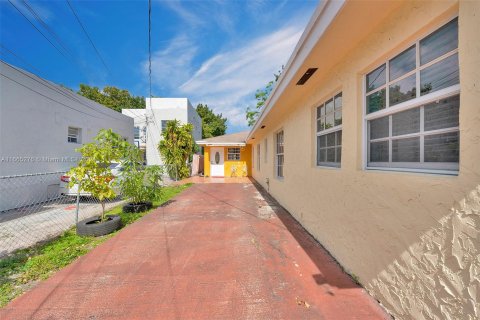 Immobilier commercial à vendre à Miami, Floride: 213.86 m2 № 1377634 - photo 16