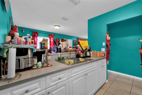 Immobilier commercial à vendre à Miami, Floride: 213.86 m2 № 1377634 - photo 23