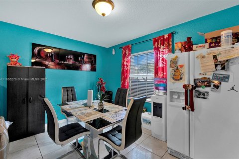 Immobilier commercial à vendre à Miami, Floride: 213.86 m2 № 1377634 - photo 11