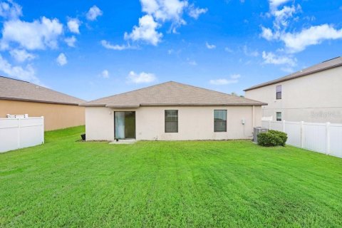 Casa en venta en Zephyrhills, Florida, 4 dormitorios, 168.15 m2 № 1374649 - foto 8