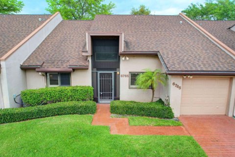 Villa ou maison à vendre à Lake Worth, Floride: 2 chambres, 189.15 m2 № 1104448 - photo 1