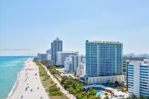 Copropriété à vendre à Miami Beach, Floride: 2 chambres, 125.42 m2 № 1102883 - photo 4