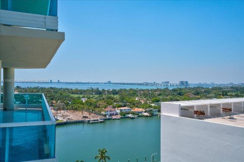 Copropriété à vendre à Miami Beach, Floride: 2 chambres, 125.42 m2 № 1102883 - photo 3