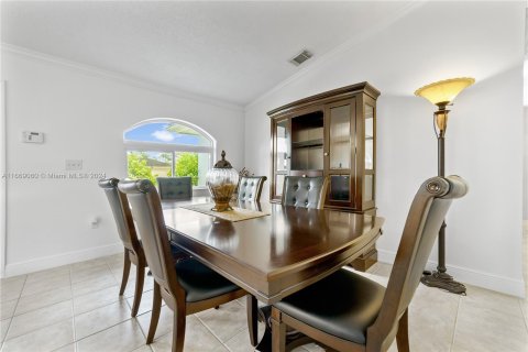 Casa en venta en Miami, Florida, 3 dormitorios, 160.72 m2 № 1411930 - foto 8