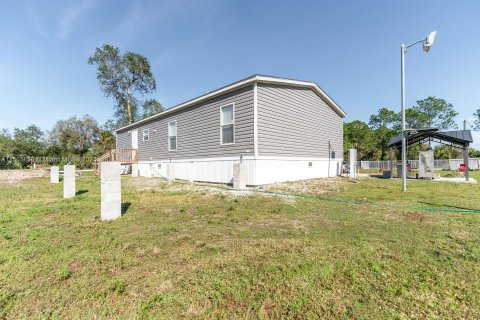 House in Clewiston, Florida 3 bedrooms № 920719 - photo 15