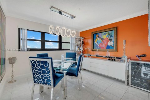 Copropriété à vendre à Fort Lauderdale, Floride: 2 chambres, 125.51 m2 № 1375046 - photo 11