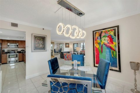 Copropriété à vendre à Fort Lauderdale, Floride: 2 chambres, 125.51 m2 № 1375046 - photo 9