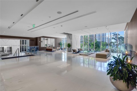 Condo in Miami, Florida, 1 bedroom  № 1291538 - photo 29