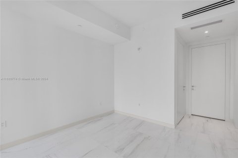 Condominio en venta en Miami, Florida, 1 dormitorio, 80.92 m2 № 1291538 - foto 20