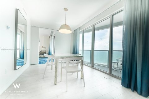 Condominio en venta en Fort Lauderdale, Florida, 2 dormitorios, 116.59 m2 № 918151 - foto 14