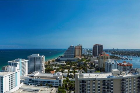 Condo in Fort Lauderdale, Florida, 2 bedrooms  № 918151 - photo 18