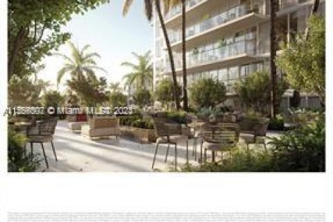 Condominio en venta en Bay Harbor Islands, Florida, 3 dormitorios № 1098071 - foto 22