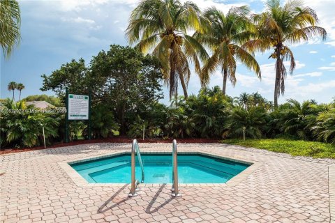 Condominio en venta en Homestead, Florida, 2 dormitorios, 107.77 m2 № 1147591 - foto 17