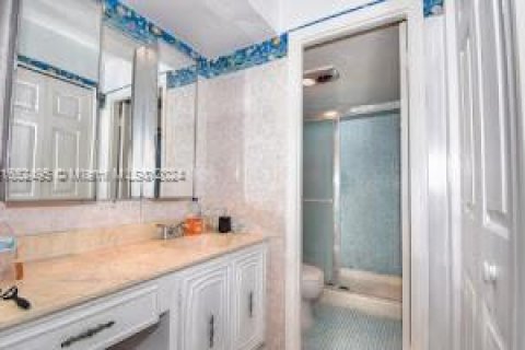 Condominio en venta en Lauderhill, Florida, 2 dormitorios, 102.19 m2 № 1345888 - foto 13