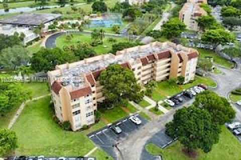 Condominio en venta en Lauderhill, Florida, 2 dormitorios, 102.19 m2 № 1345888 - foto 17