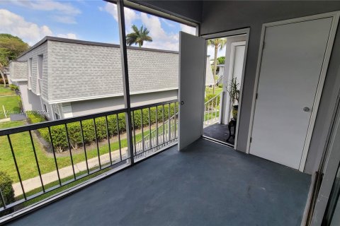 Copropriété à vendre à Plantation, Floride: 2 chambres, 101.45 m2 № 1178865 - photo 16