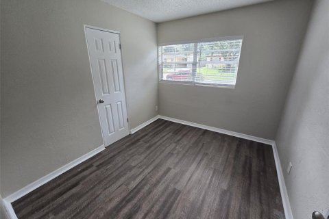 Casa en venta en Orlando, Florida, 4 dormitorios, 142.42 m2 № 1391349 - foto 7