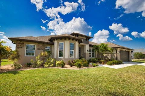 Casa en venta en North Port, Florida, 3 dormitorios, 220.64 m2 № 1219429 - foto 2