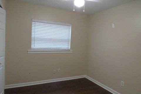 House in Jacksonville, Florida 3 bedrooms, 84.73 sq.m. № 885683 - photo 12