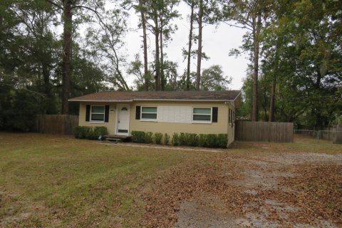 House in Jacksonville, Florida 3 bedrooms, 84.73 sq.m. № 885683 - photo 2