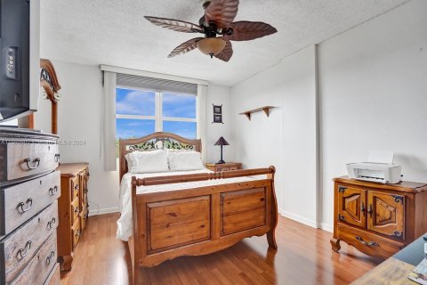 Copropriété à vendre à Oakland Park, Floride: 2 chambres, 90.58 m2 № 1094969 - photo 19