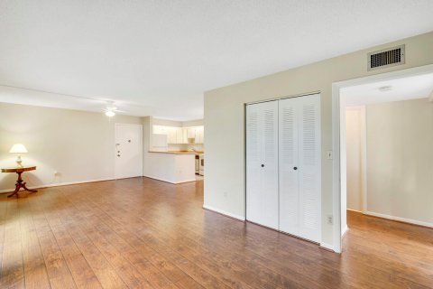 Condominio en venta en Tamarac, Florida, 1 dormitorio, 76.83 m2 № 1103219 - foto 27