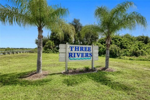 Terreno en venta en Punta Gorda, Florida № 1381232 - foto 3