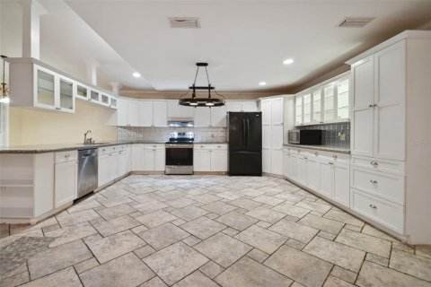 Casa en venta en Tampa, Florida, 3 dormitorios, 192.77 m2 № 1349883 - foto 10