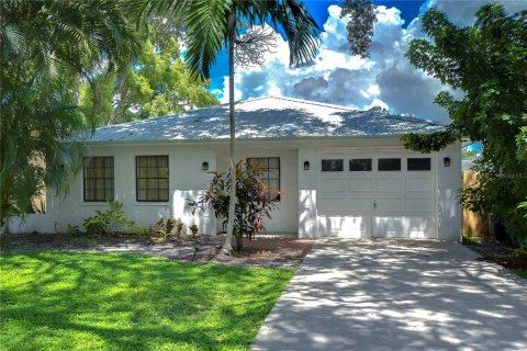 Villa ou maison à vendre à Tampa, Floride: 3 chambres, 117.71 m2 № 1347300 - photo 2