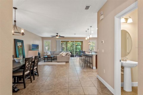 Touwnhouse à vendre à Lutz, Floride: 3 chambres, 215.16 m2 № 1340141 - photo 8