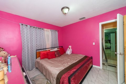 Casa en venta en West Park, Florida, 3 dormitorios, 183.85 m2 № 1004940 - foto 28