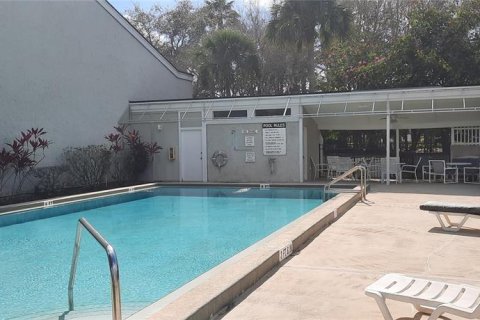 Condo in Orlando, Florida, 2 bedrooms  № 1343720 - photo 21