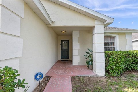 Villa ou maison à vendre à Kissimmee, Floride: 4 chambres, 148.74 m2 № 1343721 - photo 6