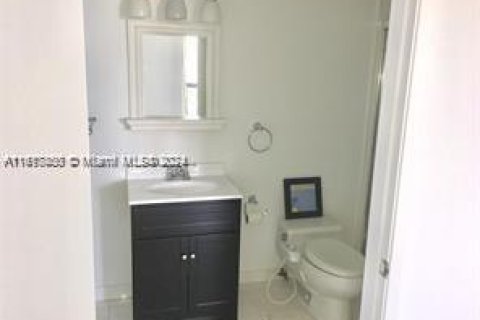 Copropriété à vendre à Aventura, Floride: 2 chambres, 126.44 m2 № 1239161 - photo 16