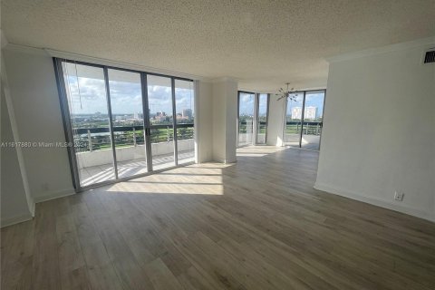 Copropriété à vendre à Aventura, Floride: 2 chambres, 126.44 m2 № 1239161 - photo 3