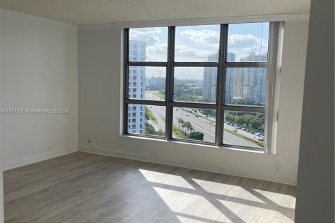 Copropriété à vendre à Aventura, Floride: 2 chambres, 126.44 m2 № 1239161 - photo 15