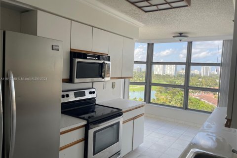 Copropriété à vendre à Aventura, Floride: 2 chambres, 126.44 m2 № 1239161 - photo 9