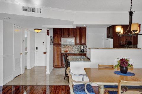Condominio en venta en Lauderhill, Florida, 1 dormitorio, 88.63 m2 № 711342 - foto 13