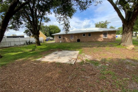 House in Sebring, Florida 3 bedrooms № 1332151 - photo 20