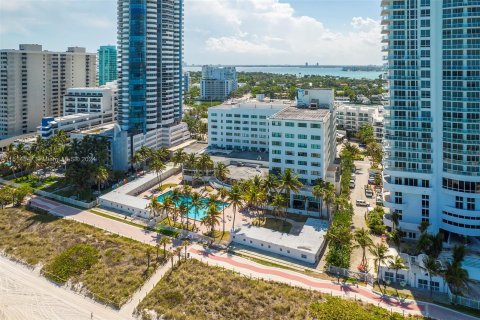 Copropriété à vendre à Miami Beach, Floride: 39.95 m2 № 949513 - photo 23