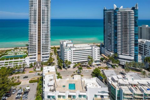 Copropriété à vendre à Miami Beach, Floride: 39.95 m2 № 949513 - photo 21