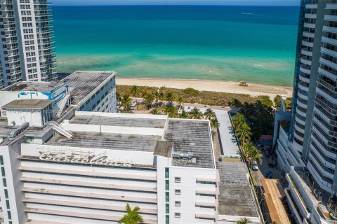 Condominio en venta en Miami Beach, Florida, 39.95 m2 № 949513 - foto 4