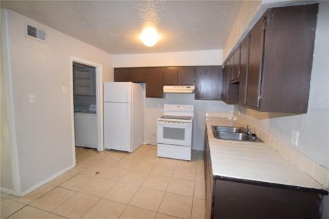 Condo in Orlando, Florida, 1 bedroom  № 1349067 - photo 12