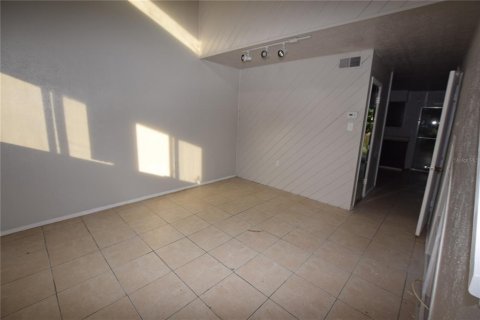 Condo in Orlando, Florida, 1 bedroom  № 1349067 - photo 5