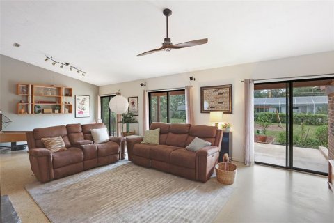 Casa en venta en Gainesville, Florida, 3 dormitorios, 218.51 m2 № 1352832 - foto 3