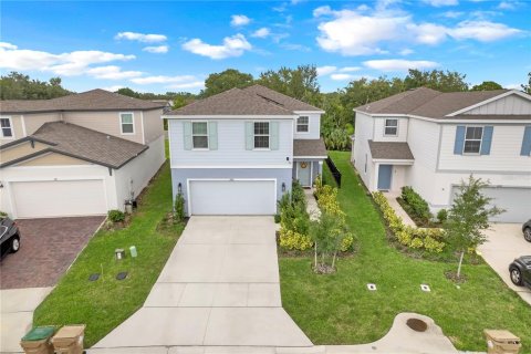 Casa en venta en Clermont, Florida, 5 dormitorios, 242.94 m2 № 1352803 - foto 1