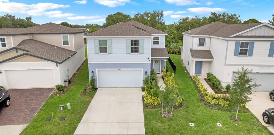 Casa en CAGAN CROSSINGS en Clermont, Florida 5 dormitorios, 242.94 m2 № 1352803