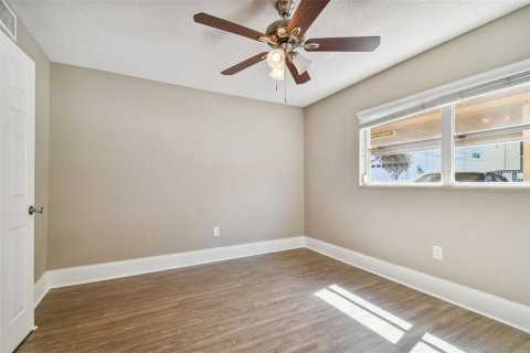 Copropriété à vendre à Tampa, Floride: 2 chambres, 79.71 m2 № 1352829 - photo 10